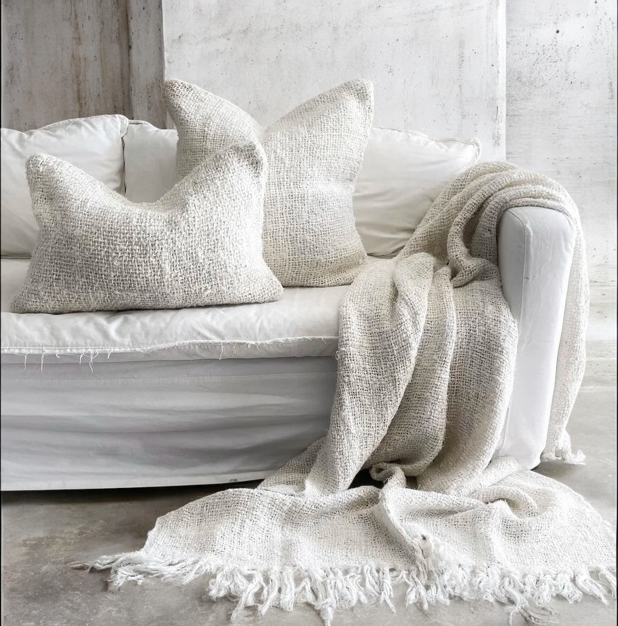 Sherpa Ivory 60cm x 40cm