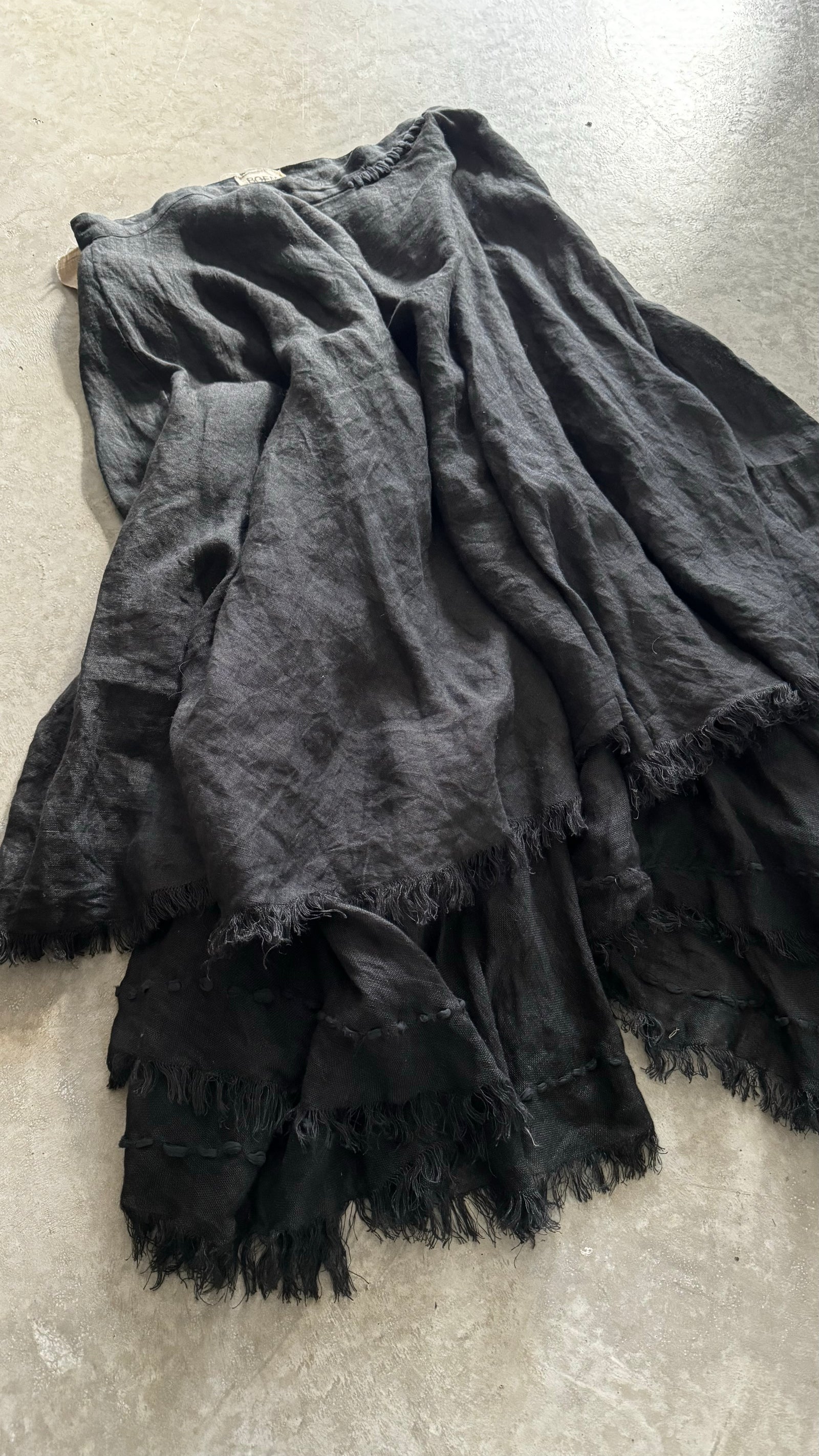 Linen Romany Skirt- Black